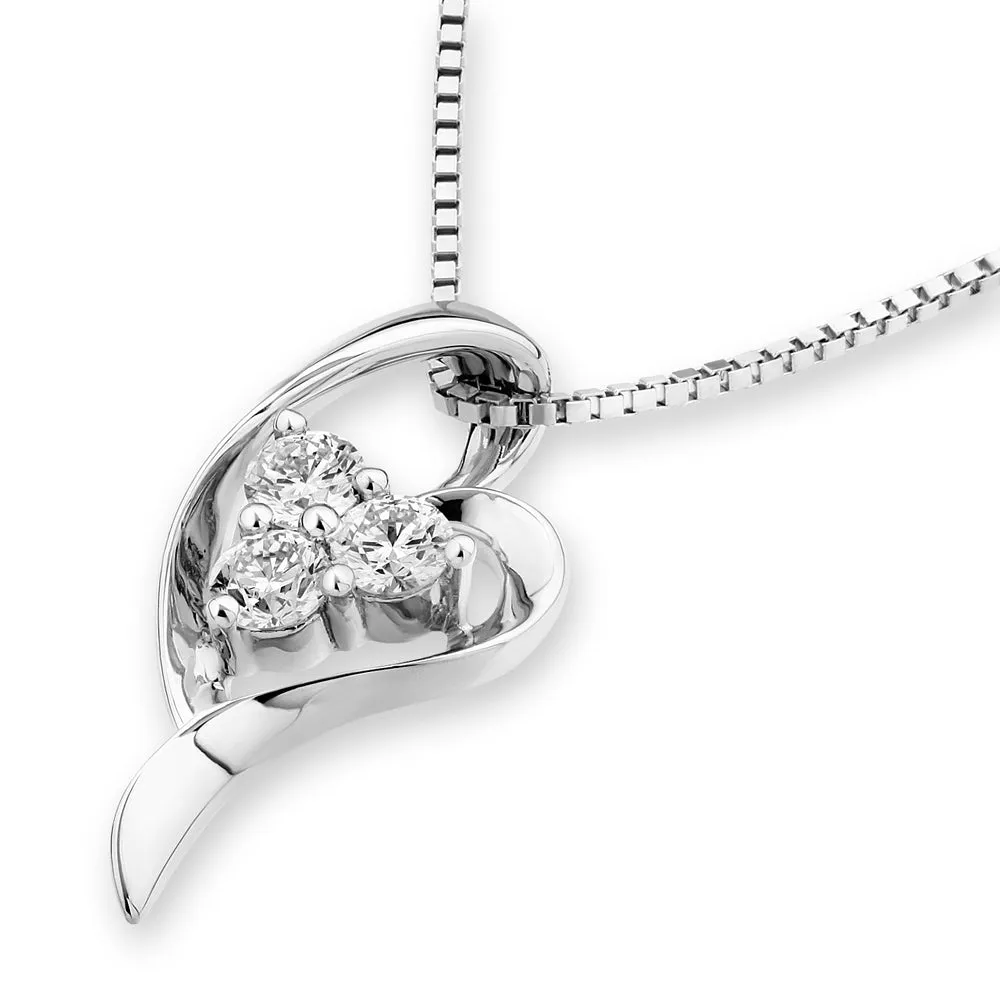 18K White Gold Diamond Pendant