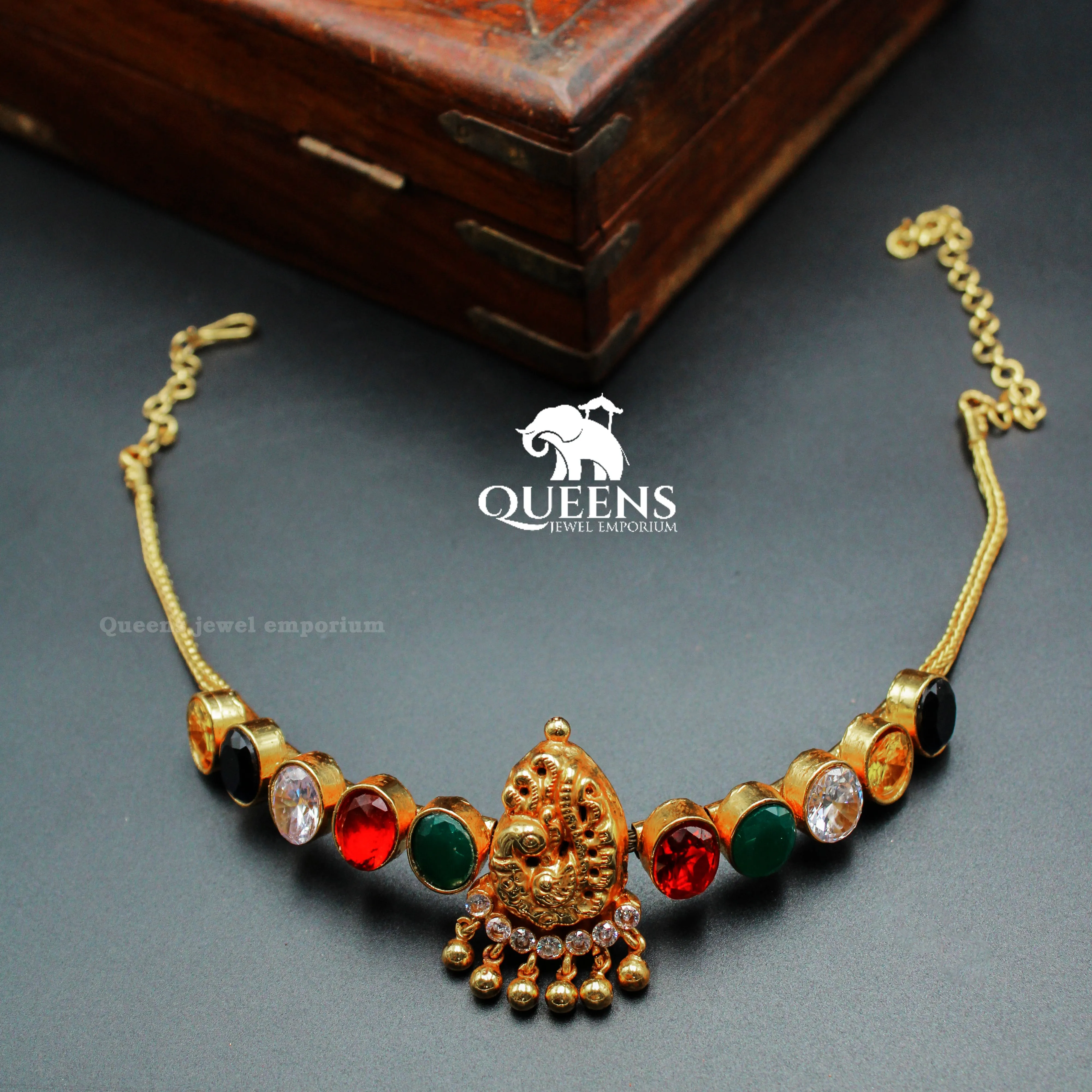 AADHAVI CHOKER - NAVARATNA