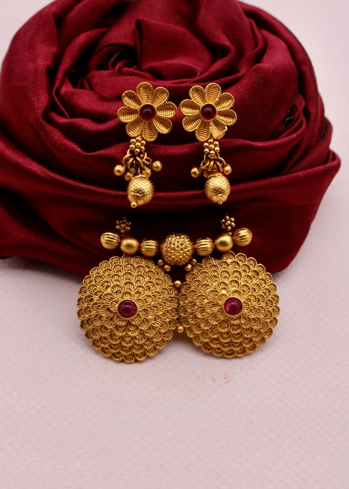 BLOSSOM MATTE WATI PENDANT
