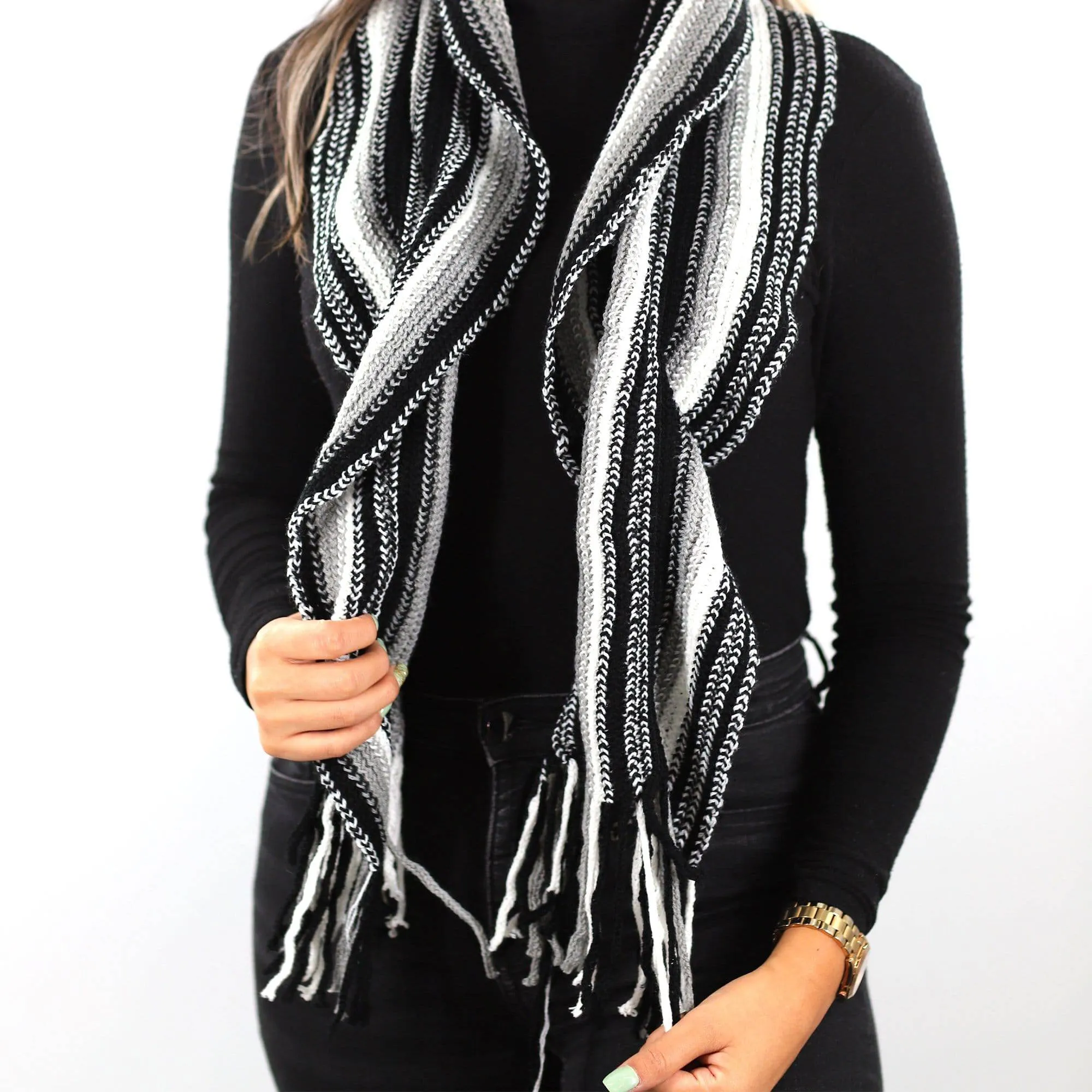 Fringe Muffler- Black