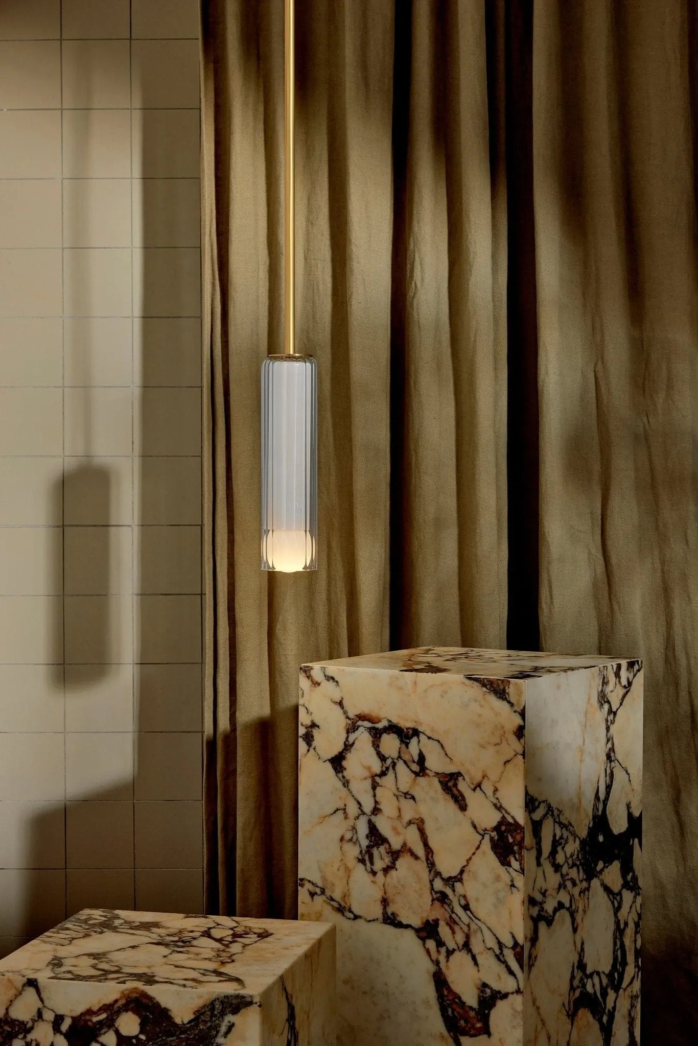 Lini Pendant Light - Solid Rod