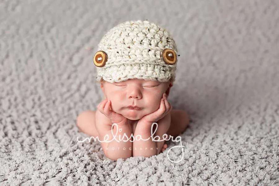 Oatmeal Tweed Newborn Newsboy Hat