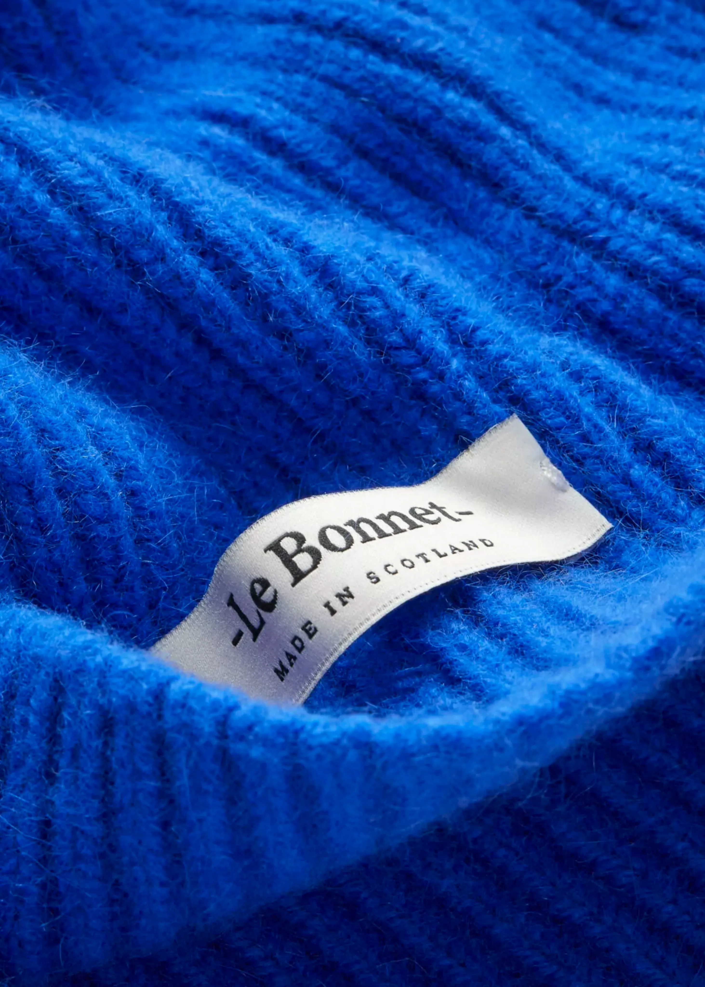 Wool scarf, royal azure